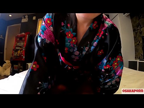 ❤️ Gənc cosplay qız bir atlı qadında fışqırma ilə orgazm olmaq üçün cinsi sevir. Həvəskar videoda ənənəvi yapon geyimində tüklü pişik və gözəl döşləri olan asiyalı qız sikişmə oyuncaqları ilə mastürbasyon nümayiş etdirir. Sakura 3 OSAKAPORN. ❤️❌ Seks videosu pornoda az.hentaibar-com.ru ❌
